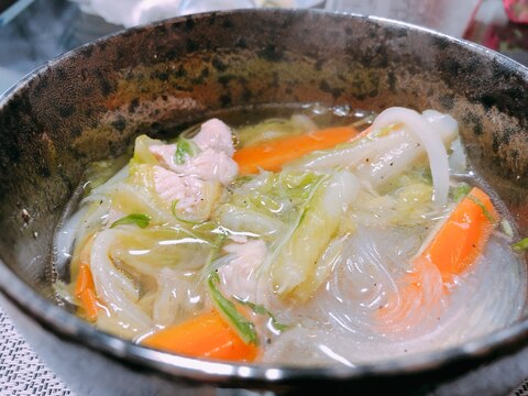 野菜たっぷり鶏のスープ春雨